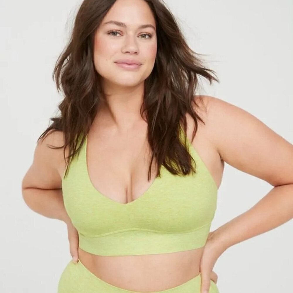 NWT Offline by Aerie Hugger Racerback Sports Bra - Size: Medium